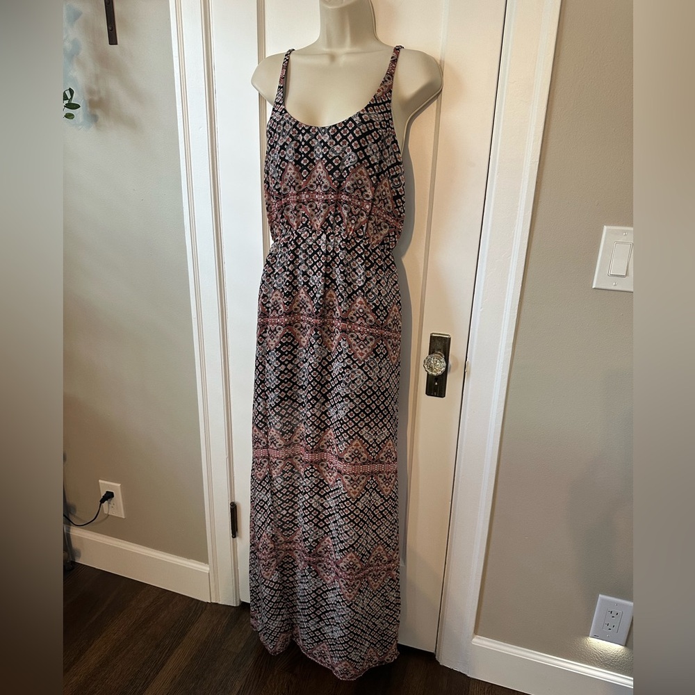 LIKE NEW Like Mynded from Nordstrom pink & black print maxi dress